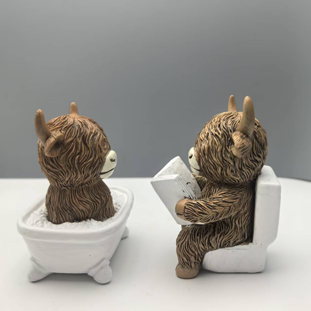 Figuras bonitas de resina de v - Home Of The Year Bathroom reseña y precio